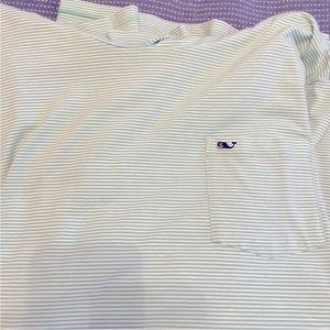 Vineyard vines hoodie
